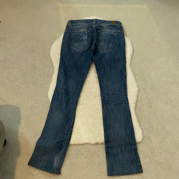 Guess low rise jeans - Picture 3 of 3